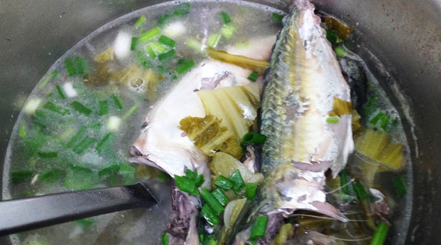 Cá Biển Nấu Canh Chua